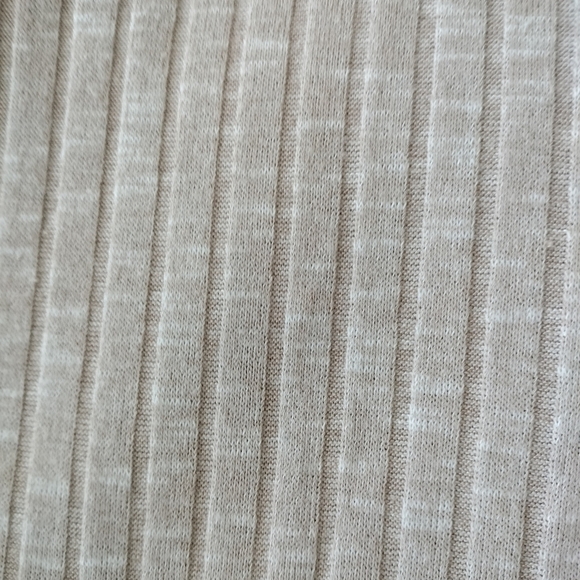 Lulu's Women's cropped long sleeve top size S - Picture 5 of 8